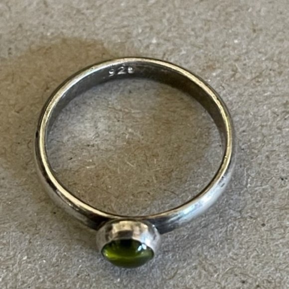 Dainty Peridot Stackable Ring Sterling Precious Stone Ring Size 5.75 - Picture 6 of 10